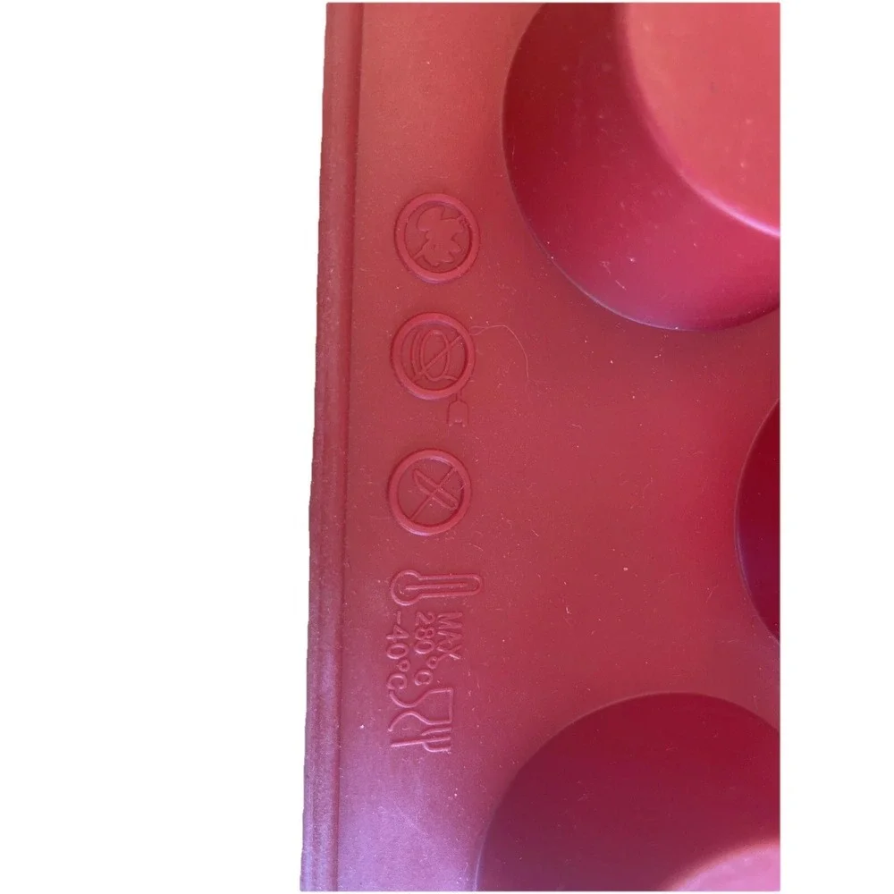 Fat Daddio's Muffin Pan Silicone Mold for Baking & Soap Making 2.01